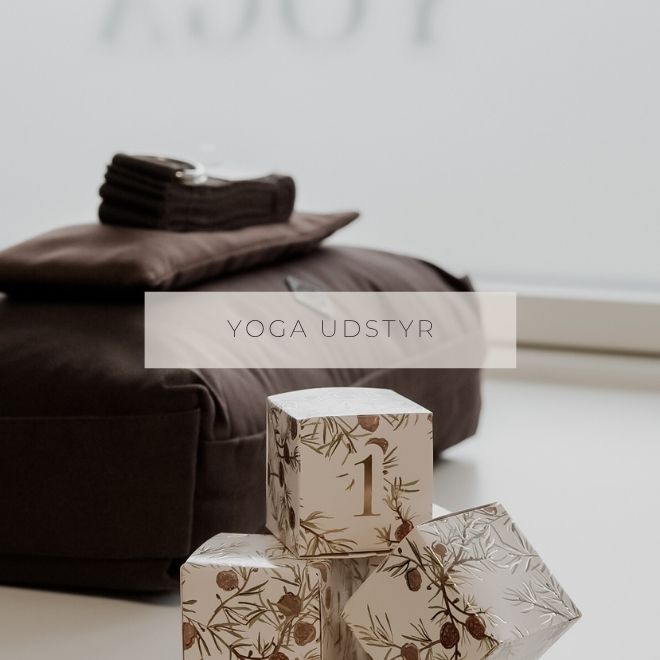 Køb yogaudstyr hos yogashoppen